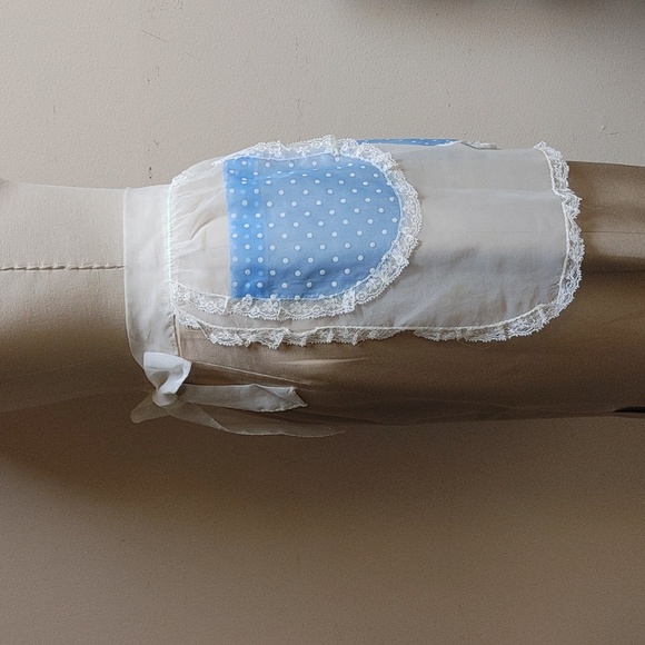 Vintage Organdy Apron - Picture 4 of 8